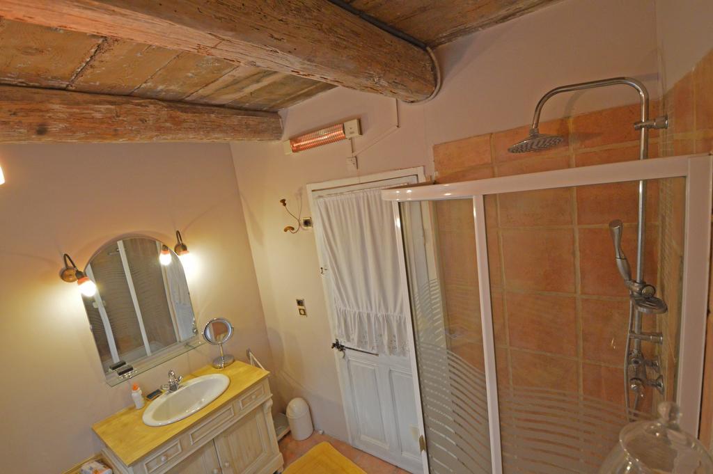 Vila Mas Antonin La Garde-Adhémar Exteriér fotografie